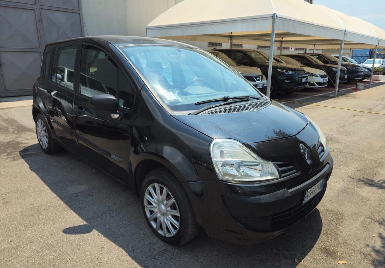 Renault Modus 1.5 dCi 85CV