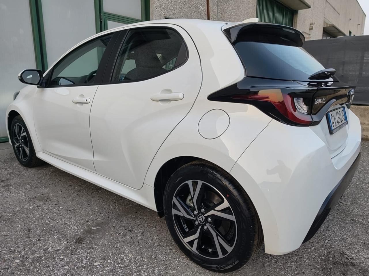 Toyota Yaris IBRIDA NO VINCOLI FINANZIARI NUOVA 2024