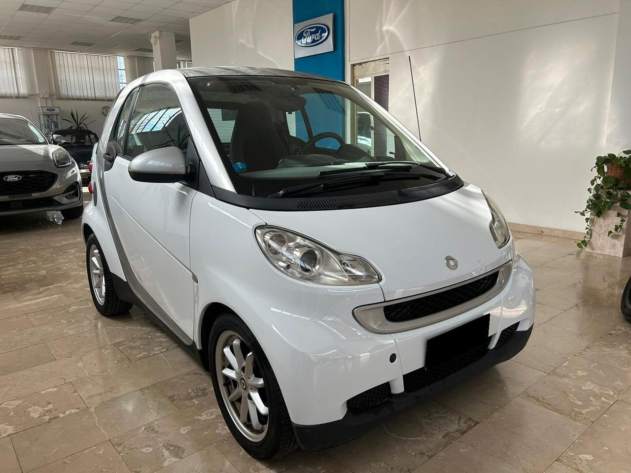 Smart ForTwo 1000 52 kW coupé pure