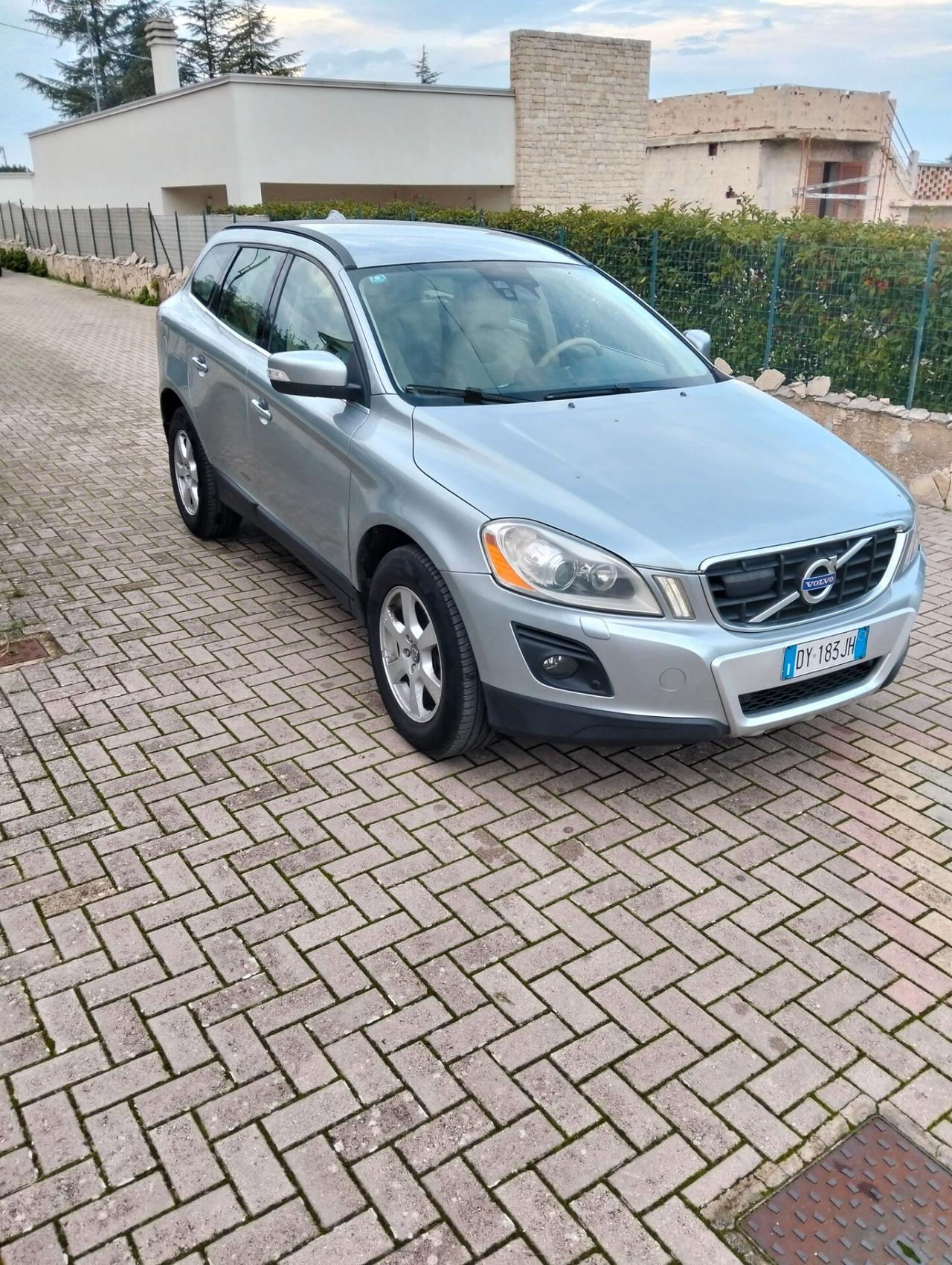 Volvo XC 60 XC60 D5 AWD Kinetic