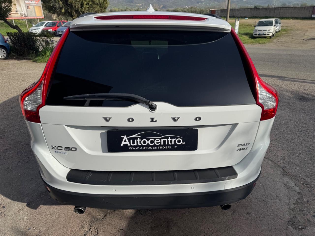 Volvo XC 60 XC60 D5 AWD Geartronic Kinetic