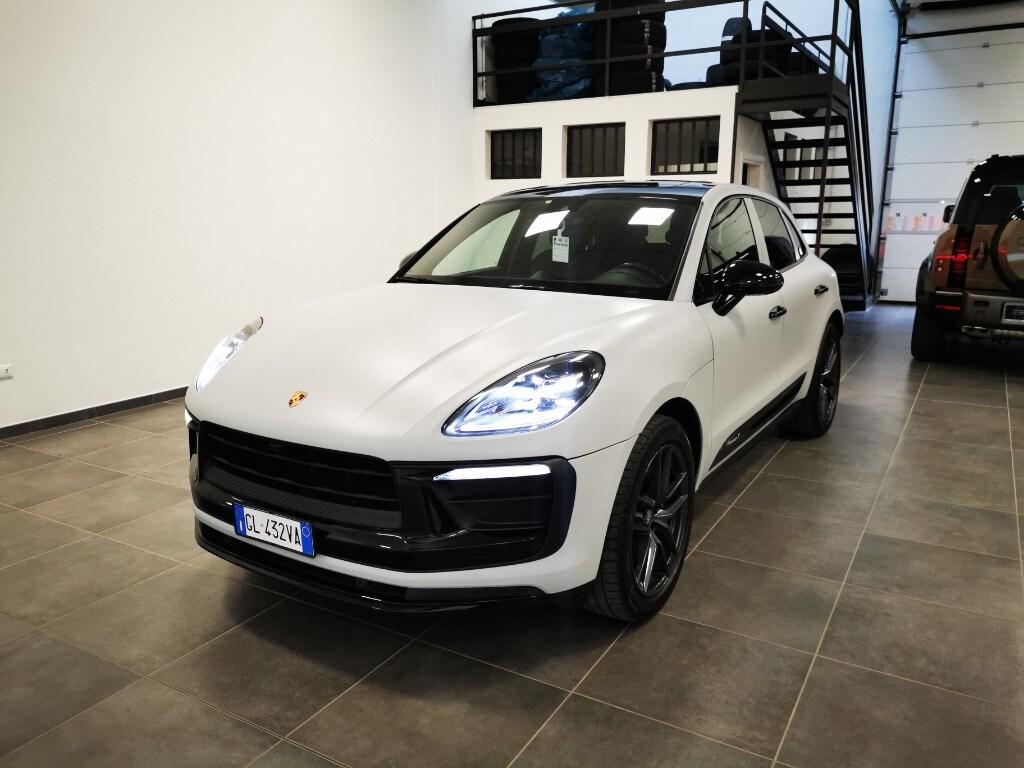 PORSCHE Macan 2.0 T