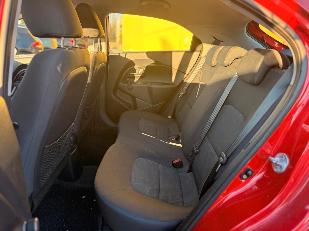 Kia Rio 1.1 CRDi WGT 5p. EX