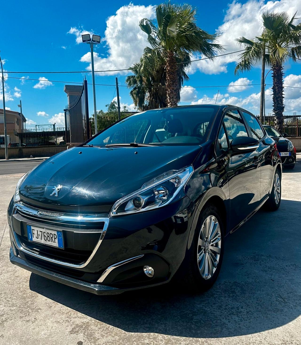 Peugeot 208 BlueHDi 75 5 porte Allure