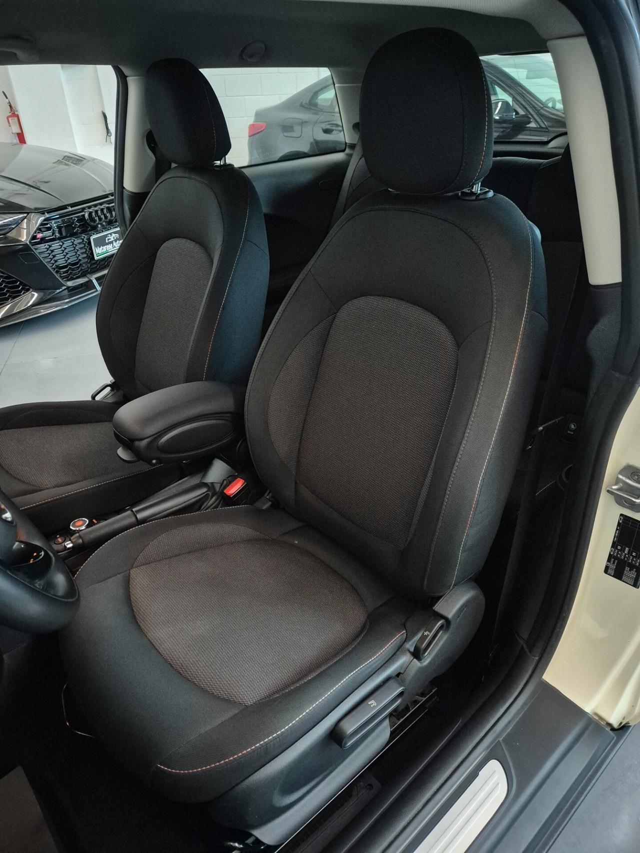 MINI One D 1.5cc 95cv Clima 1 Proprietario OK Neopatentati