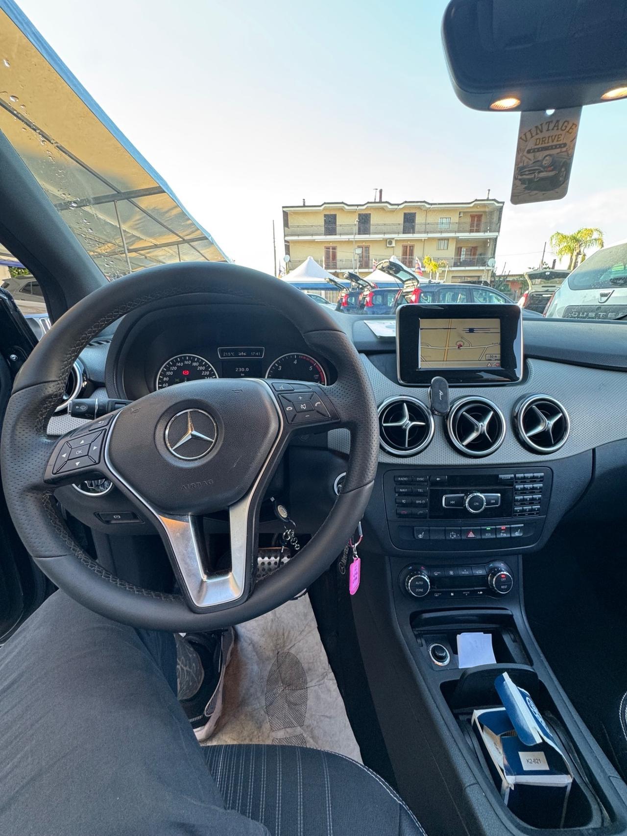 Mercedes-benz B 200 B 200 CDI Premium