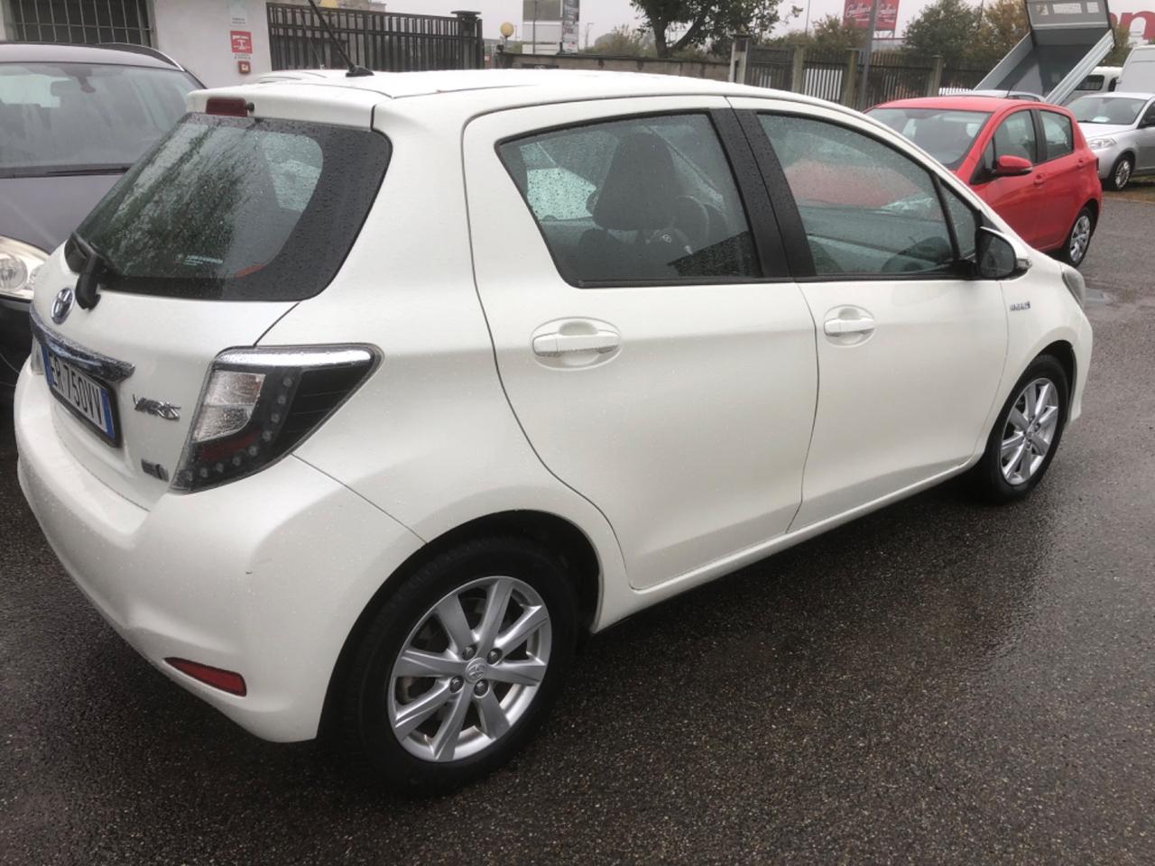 Toyota Yaris 1.5 Hybrid 5 porte Lounge Più