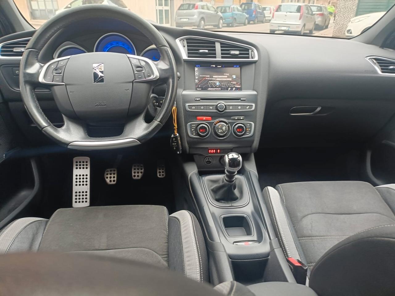 Ds DS4 4 BlueHDi 120 S&S So Chic