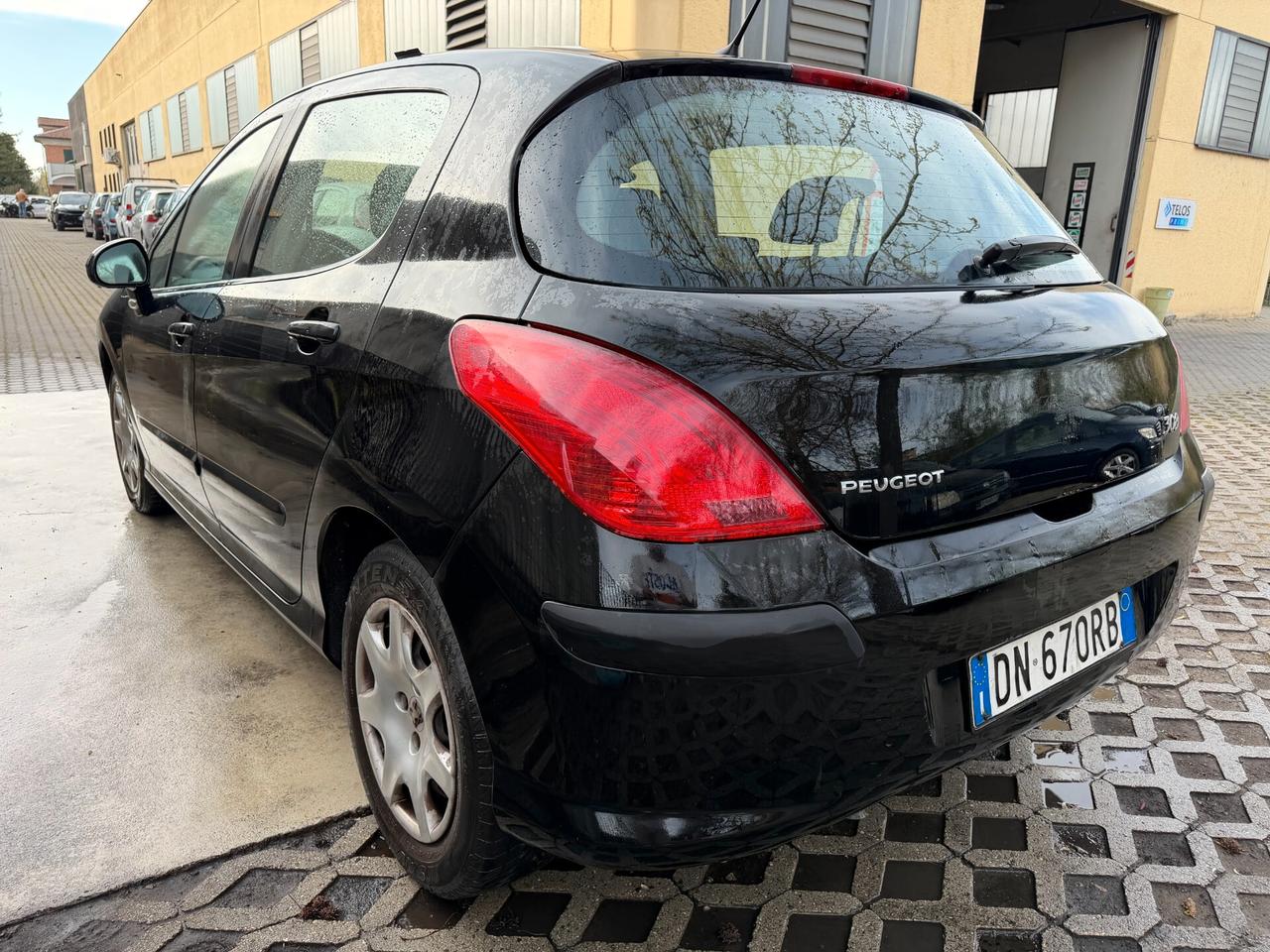 Peugeot 308 1.6 HDi 90CV FAP 5p. Premium
