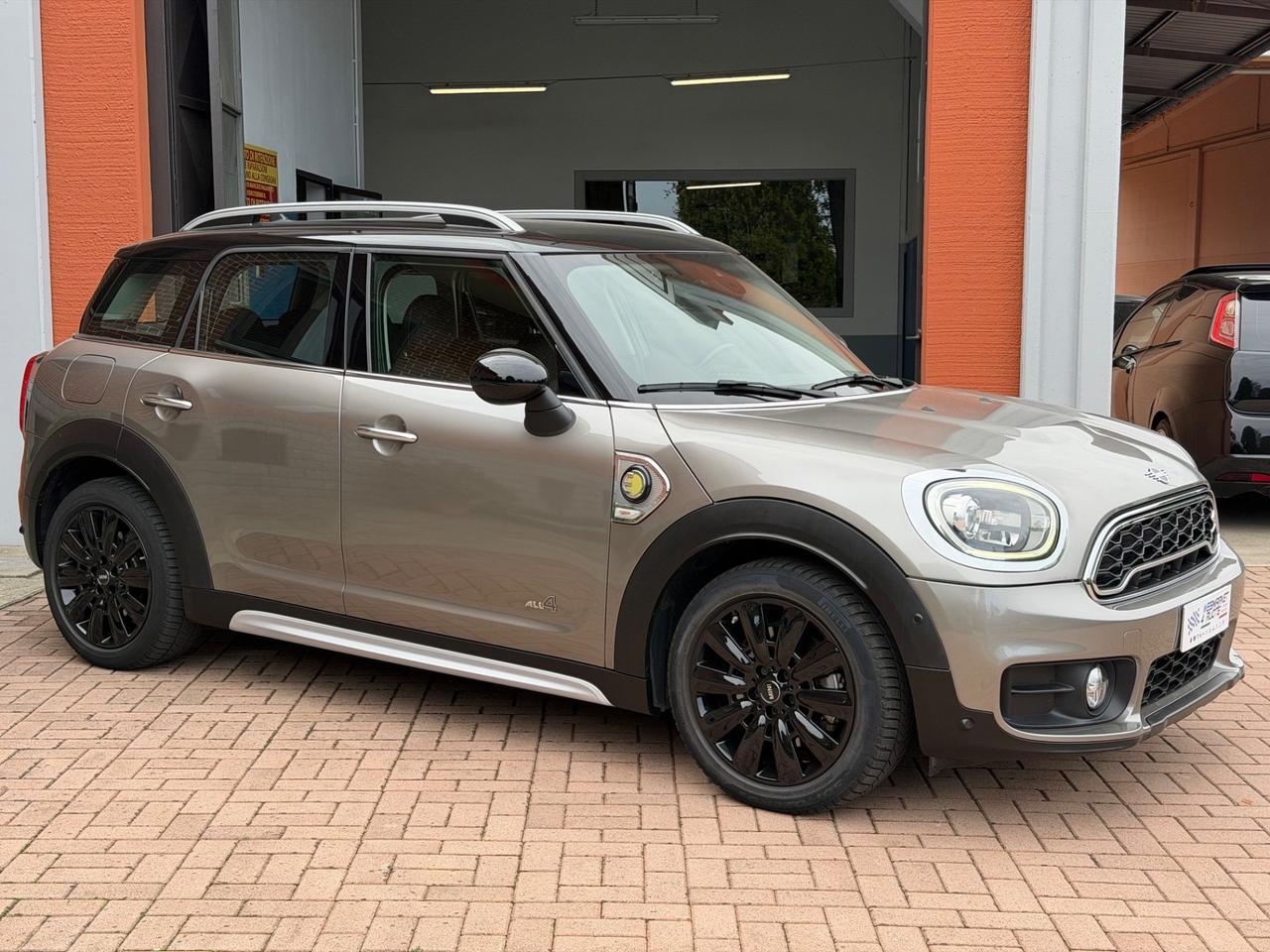 Mini Cooper Countryman 1.5 SE Hype ALL4 Automatica