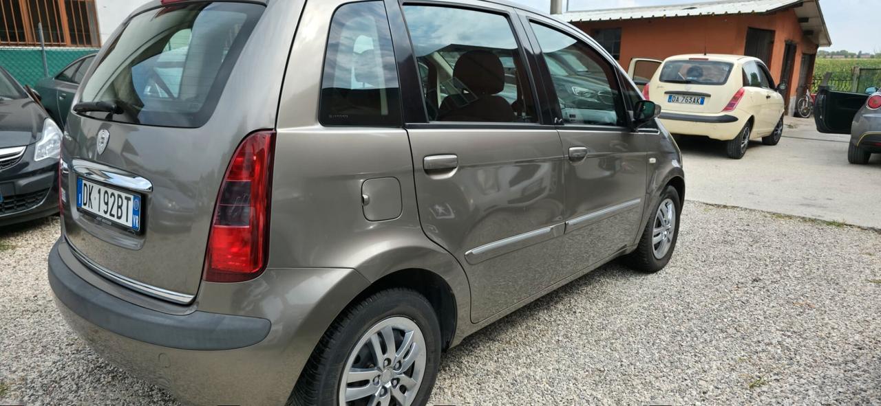 Lancia MUSA 1.4 16V Platino Plus neopatentati