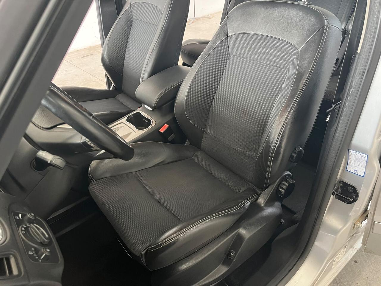 Ford S-Max 2.0 DIESEL 5 POSTI 140 CAVALLI
