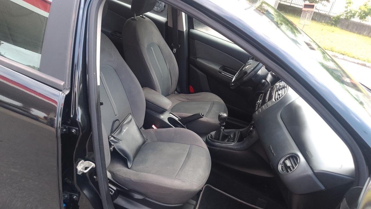 Fiat Bravo 1.6 MJT 120 CV Dynamic NEOPATENTATI 08