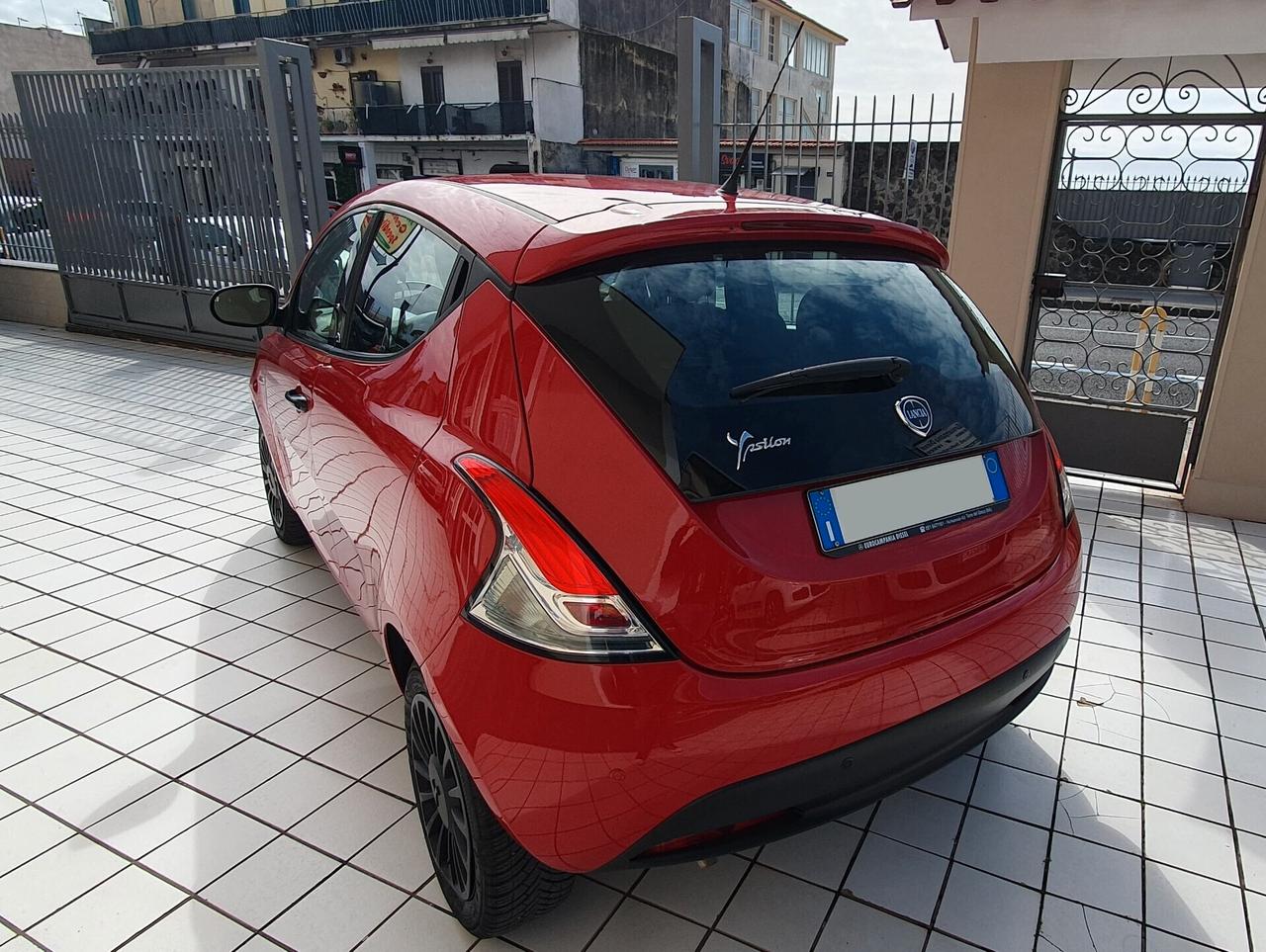Lancia Ypsilon 1.2 69 CV 5 porte GPL Ecochic