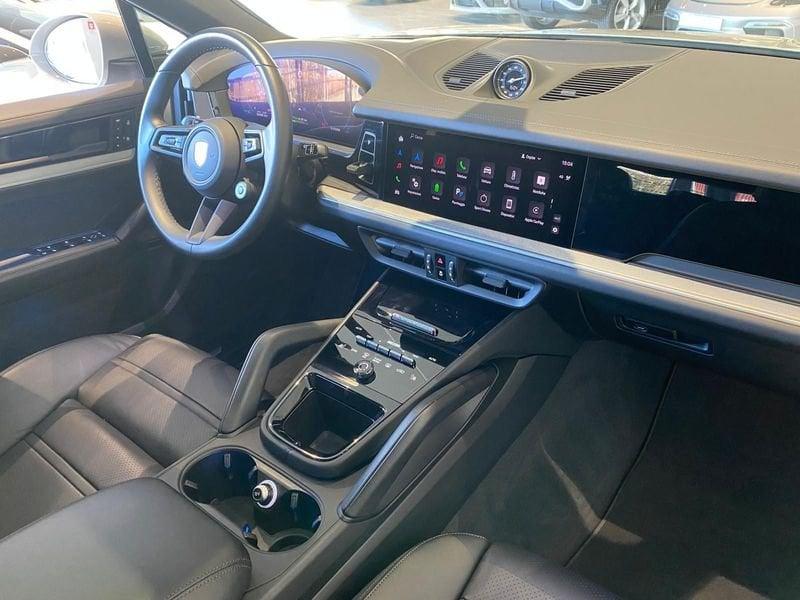 Porsche Cayenne Coupè 3.0 V6 E-Hybrid - IVA Esposta