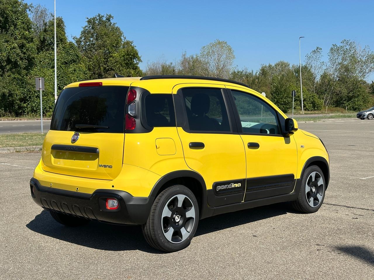 Fiat Panda Pandina 1.0 FireFly 65 CV Hybrid Cross