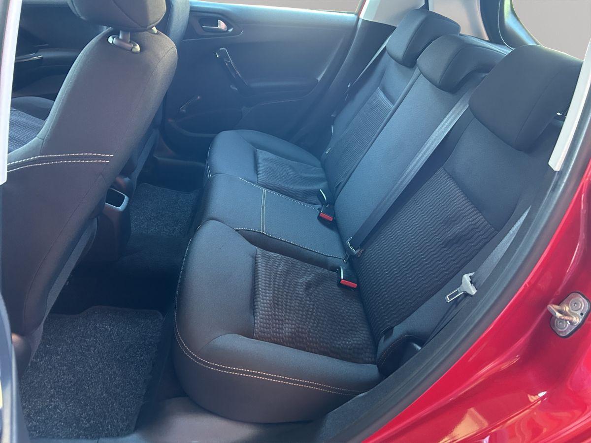 PEUGEOT - 208 - 1.2 VTi 82 CV 5p. Allure