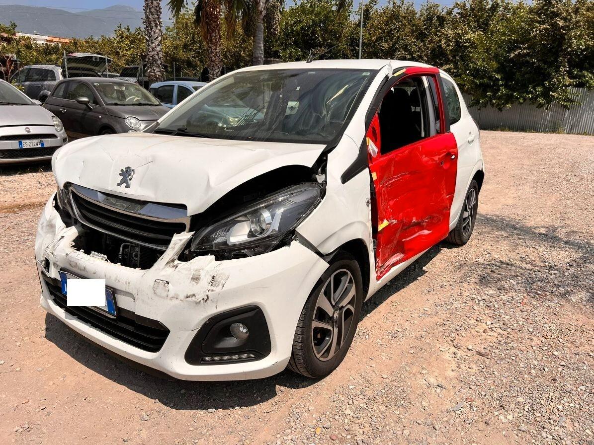 Peugeot 108 VTi 72 ETG 5 porte Allure