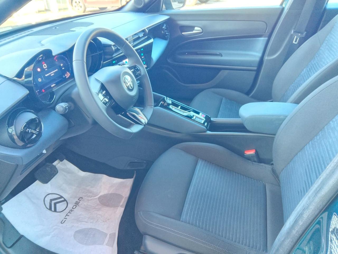 Alfa Romeo Junior 1.2 136 CV Hybrid eDCT6