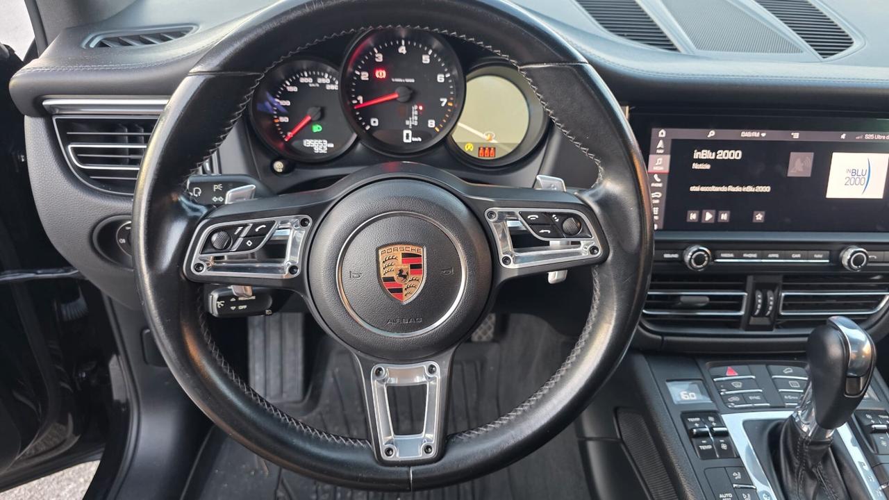Porsche Macan 2.0 Scarico Sportivo Tetto