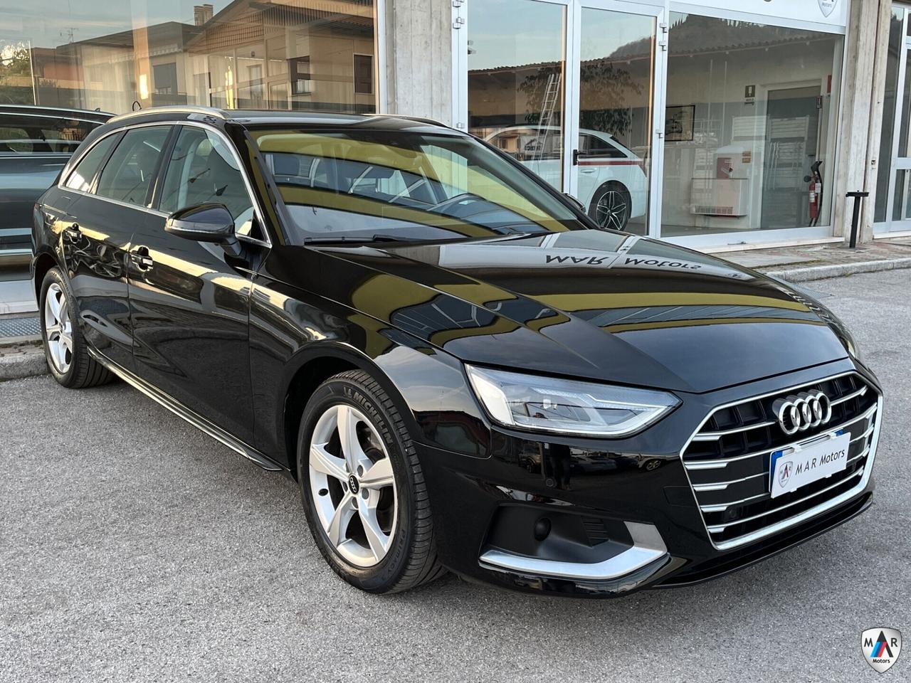 Audi A4 Avant 30 TDI mhev S tronic Business Advanced