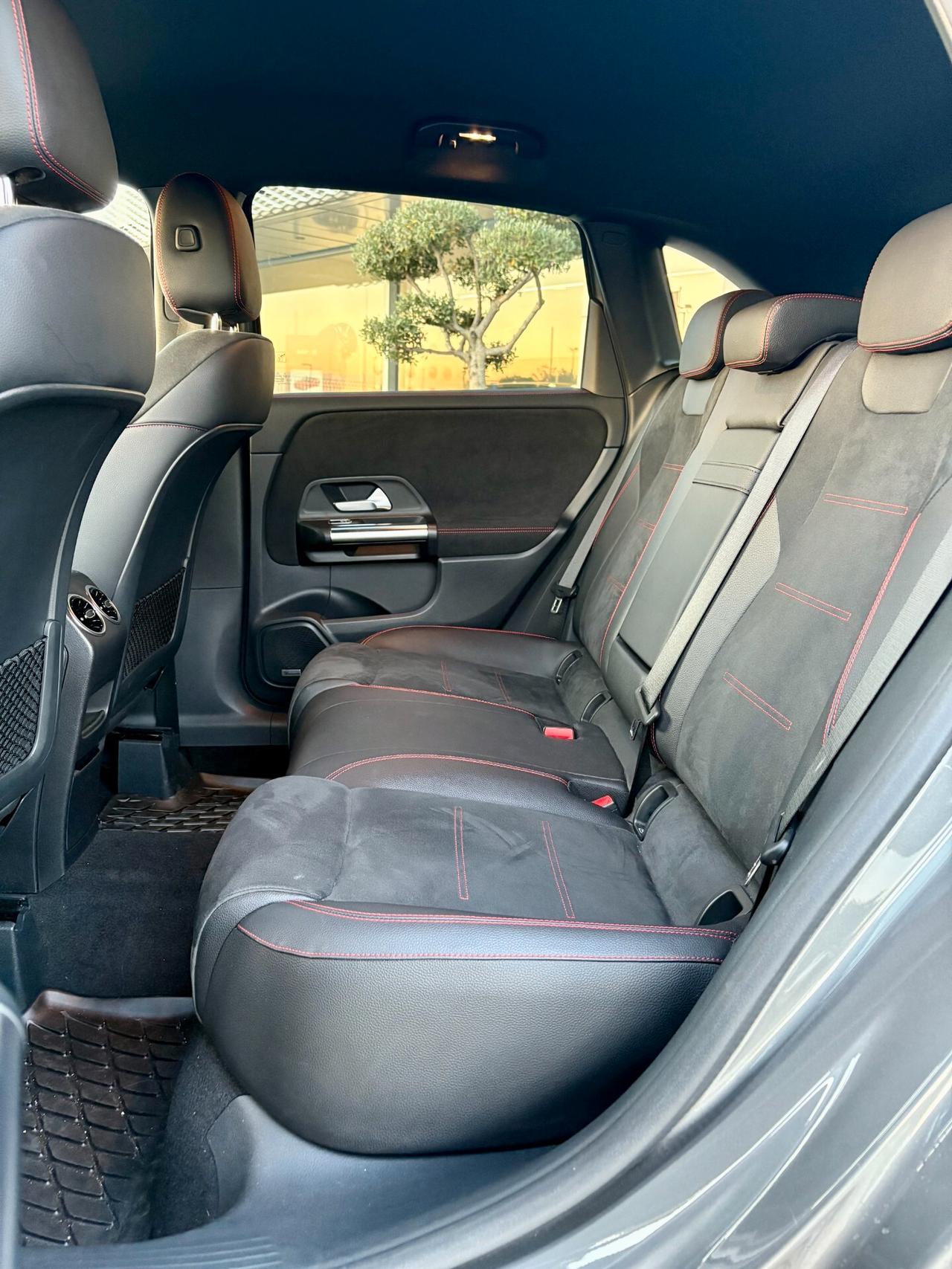 Mercedes-benz B 180 d Automatic Premium Pack AMG