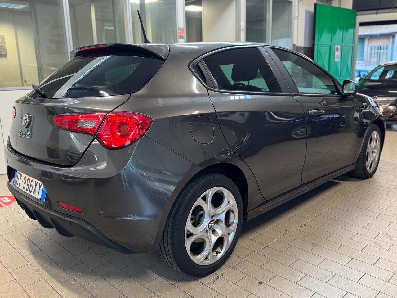 Alfa Romeo Giulietta 1.6 JTDm-2 105 CV Exclusive