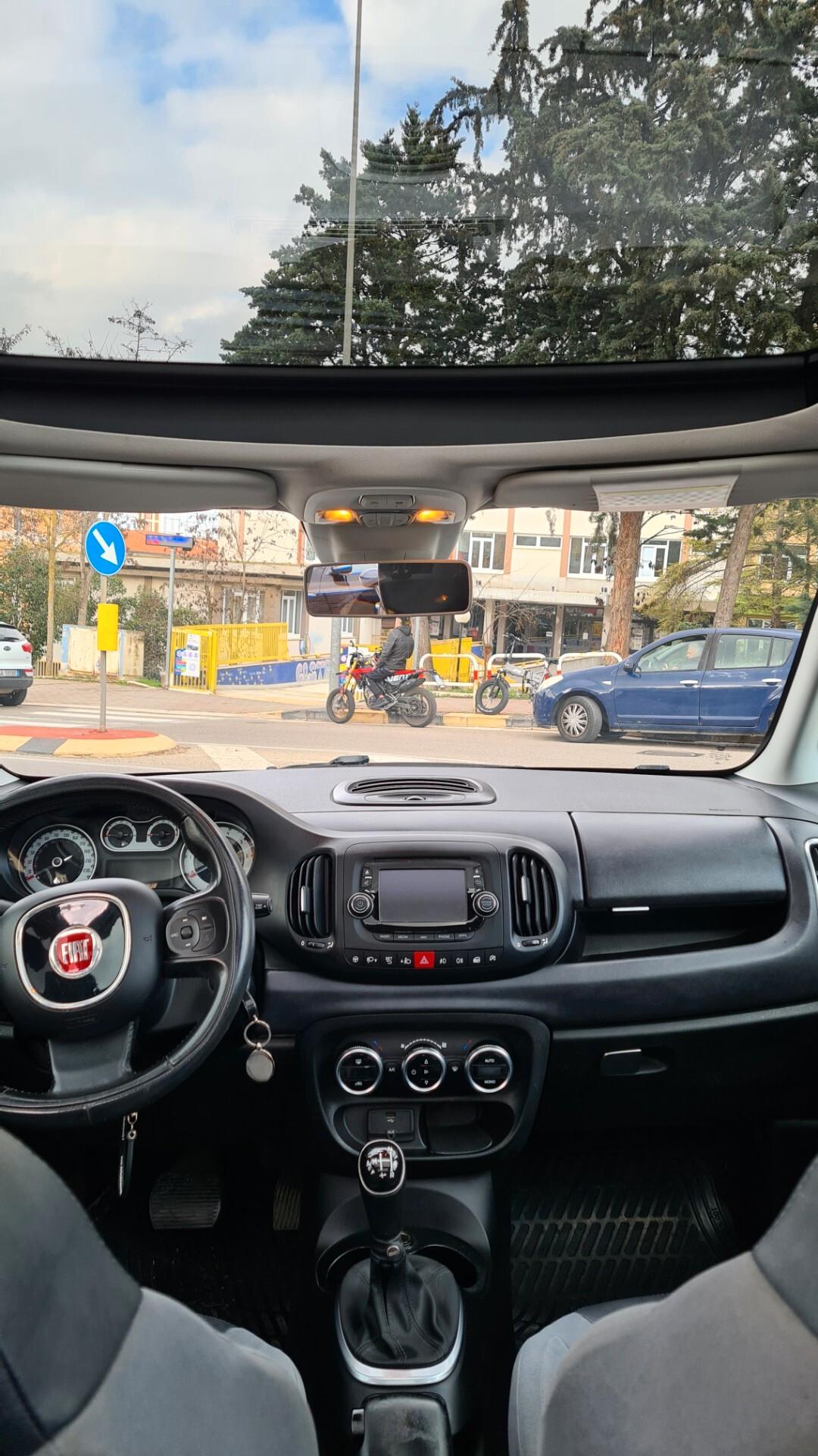 Fiat 500L 1.3 Multijet 85 CV Dualogic lounge solo per operatori del settore