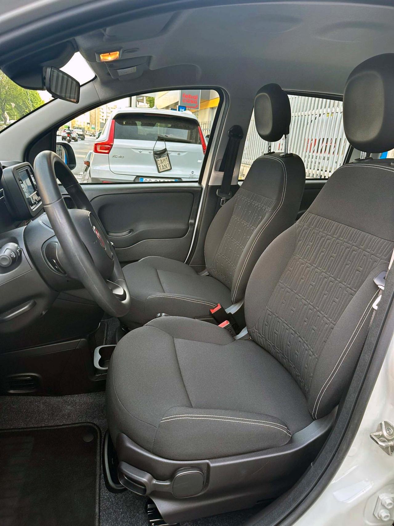 Fiat Panda 1.0 FireFly S&S Hybrid Pandina SOLO 1.900 KM SENZA VINCOLI DI FINANZIAMENTO