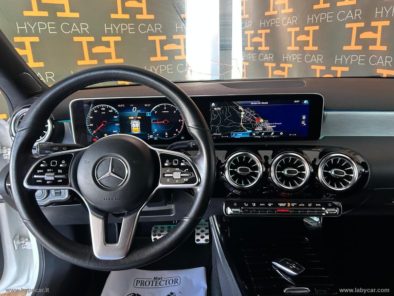 MERCEDES-BENZ A 180 d Automatic Sport