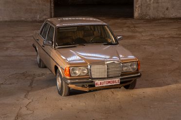 Mercedes-benz 240 D