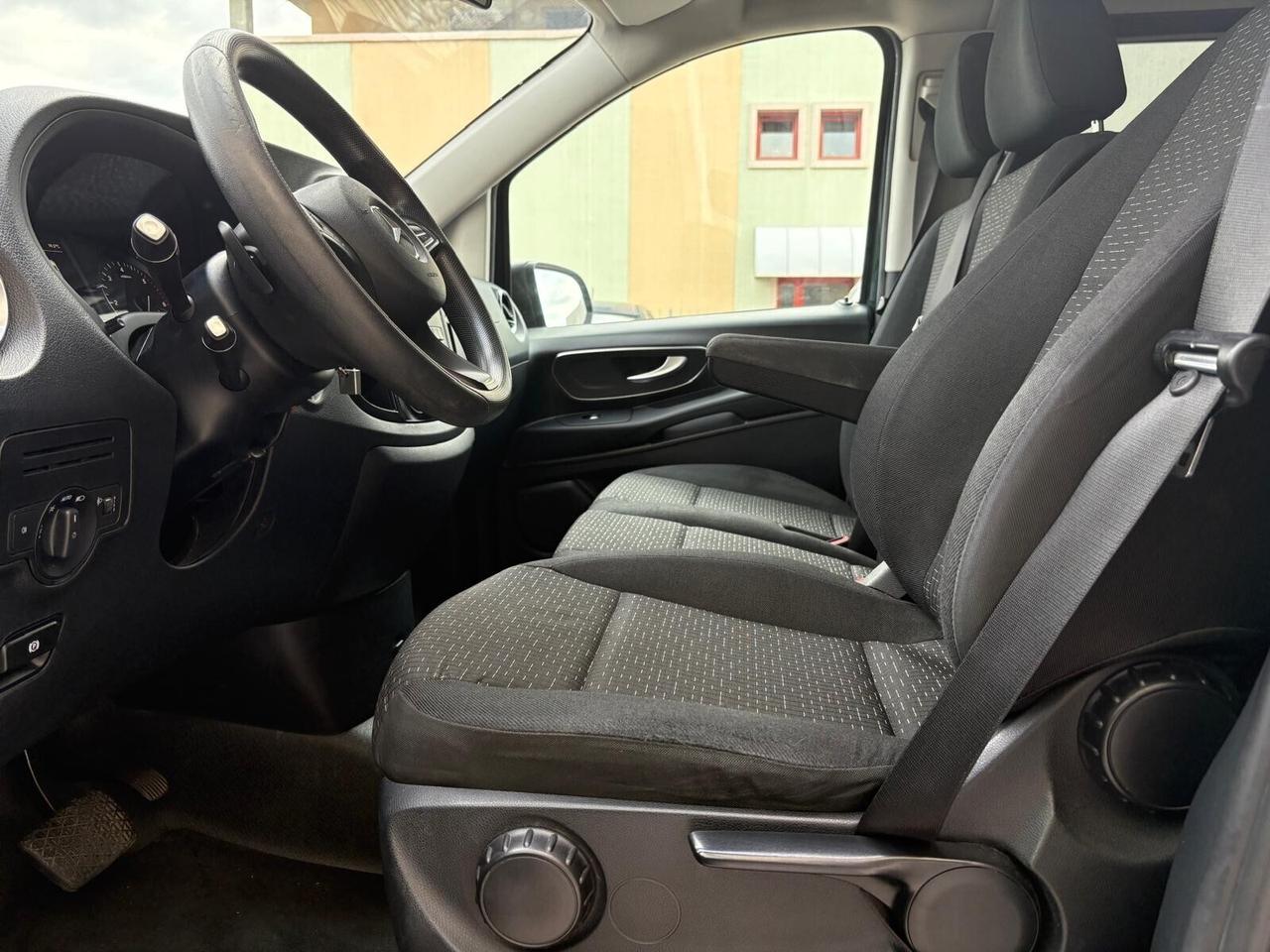 MERCEDES-BENZ VITO 114 CDi COMPACT AUTO 9 POSTI