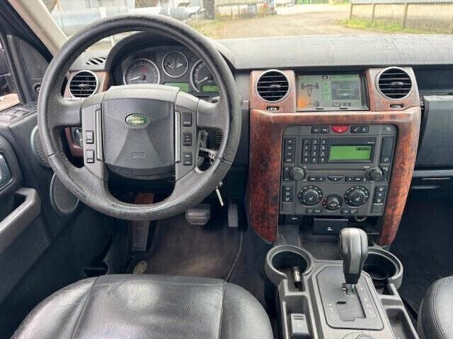 Land Rover Discovery 3 4.4 V8 HSE (VEICOLO SOLO PER COMMERCIANTI)