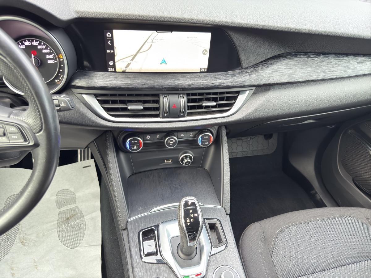 ALFA ROMEO - Stelvio 2.2 t Business Q4 190cv auto