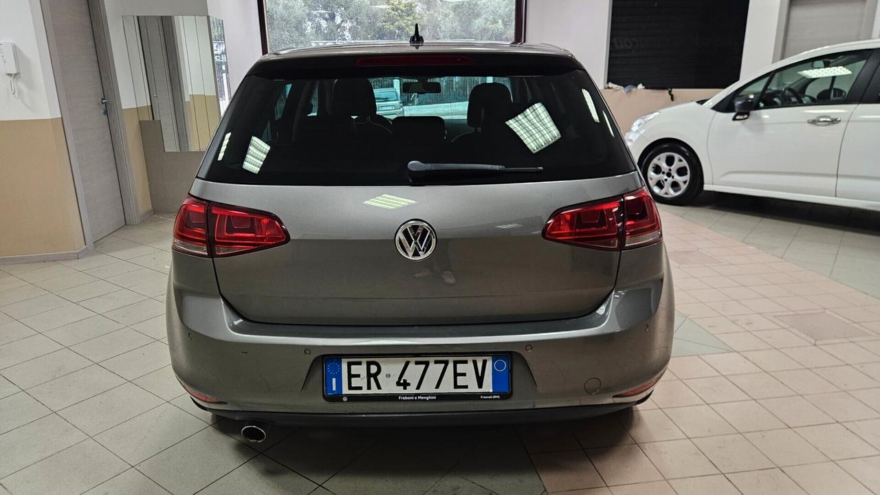 Volkswagen Golf 1.6 TDI DSG 5p. Highline BlueMotion Technology
