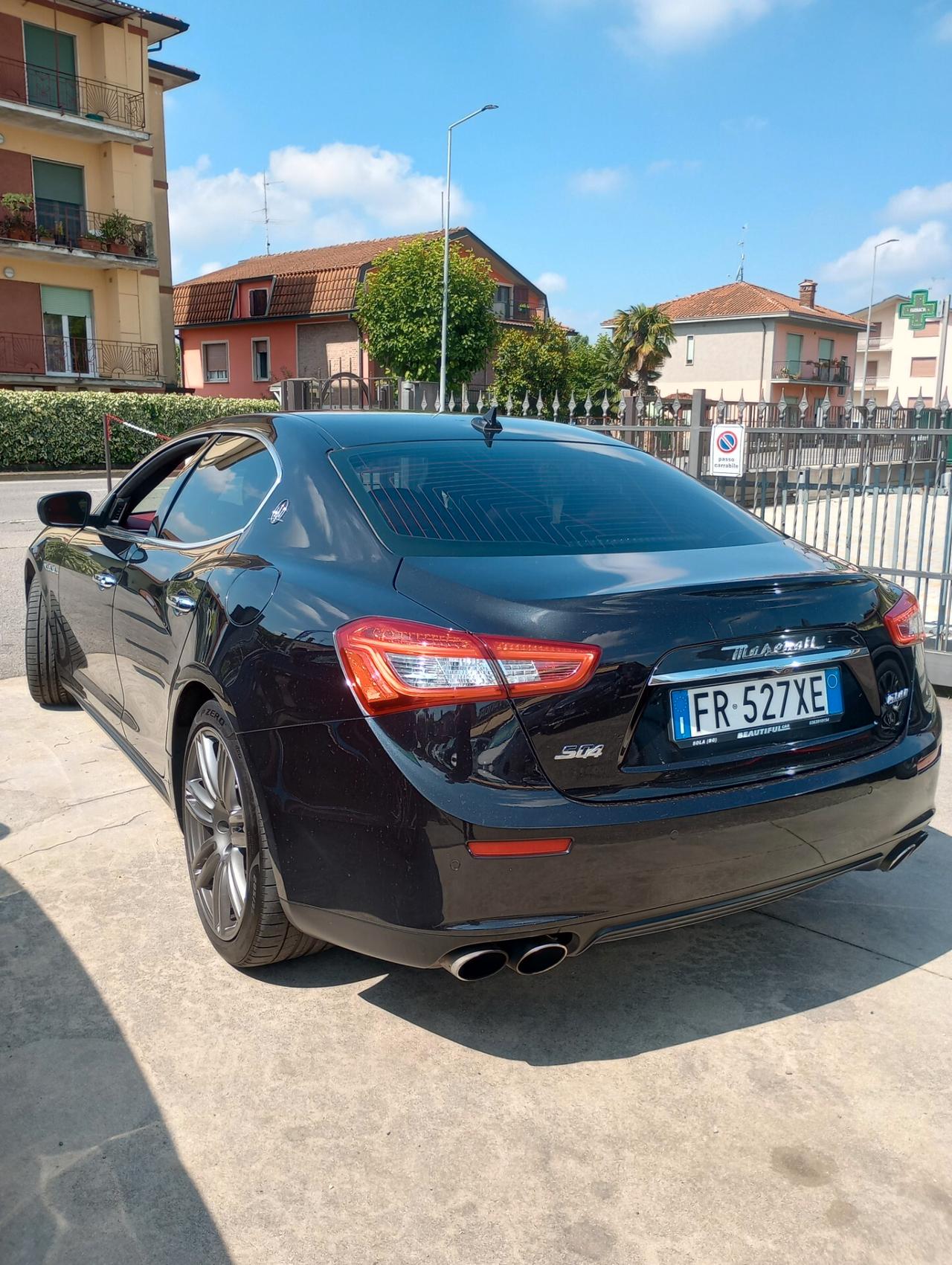 Maserati Ghibli V6 430 CV Q4 Granlusso