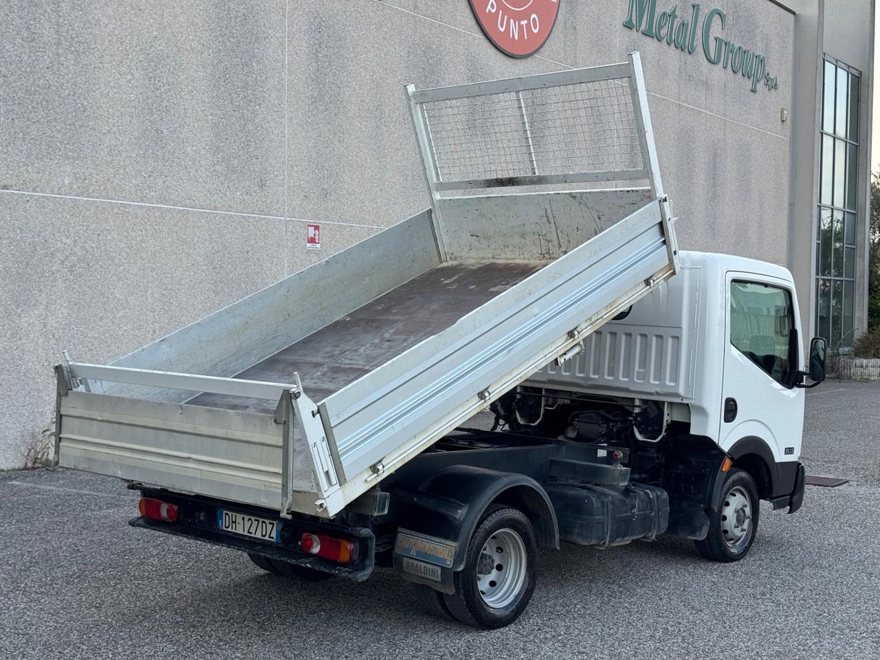 Nissan Cabstar 2.5 Dci 130cv Ribaltabile