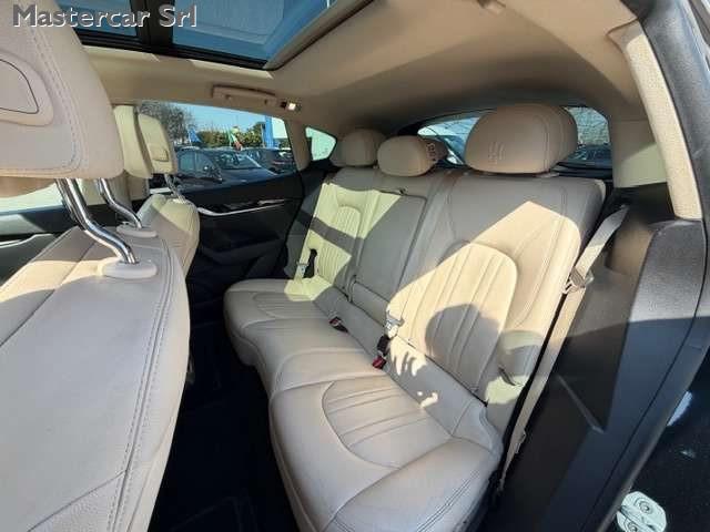 MASERATI Levante Levante 3.0 V6 250cv auto - FG551TC