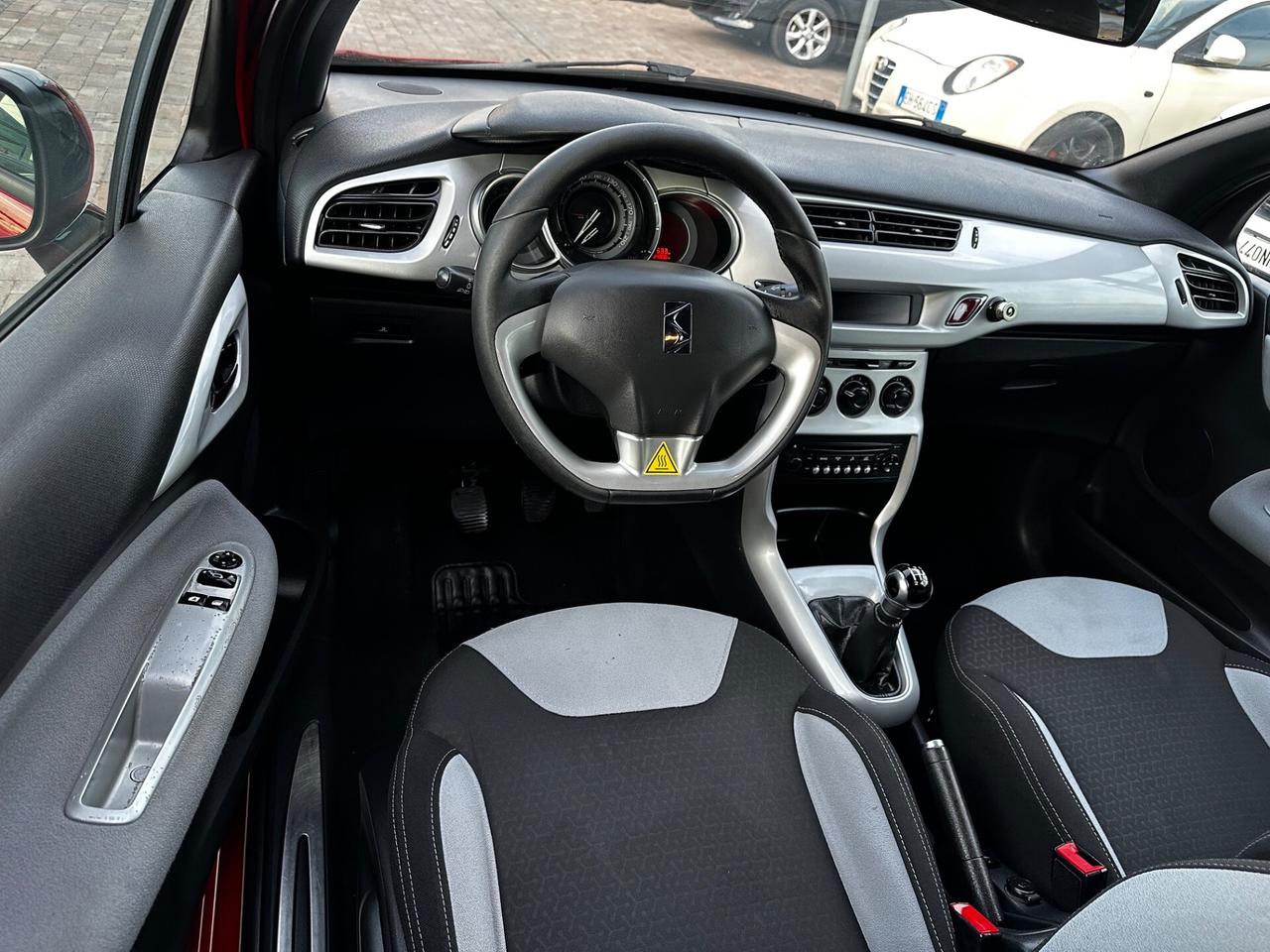 Ds DS3 DS 3 1.4 VTi 95 Chic