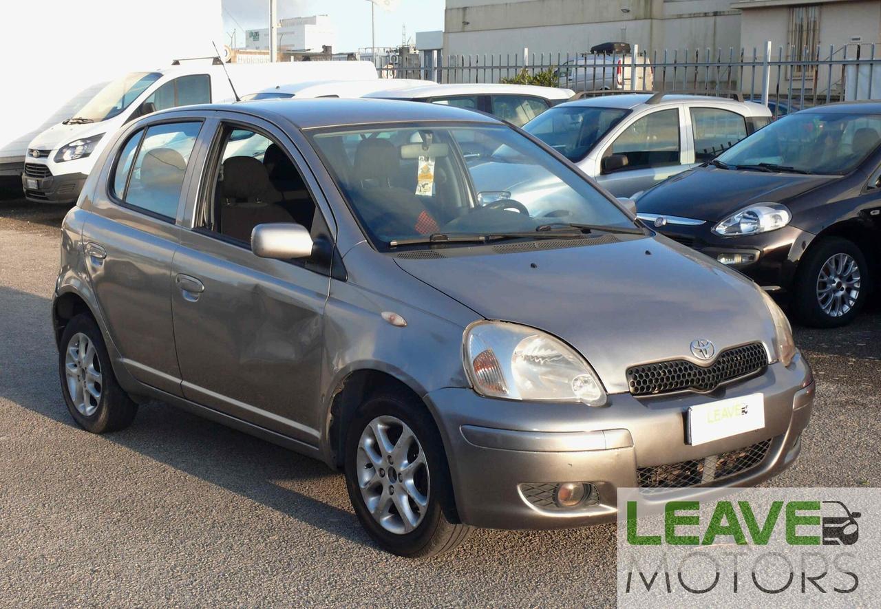 Toyota Yaris 1.3i 16V cat 5 porte Sol (M1437)