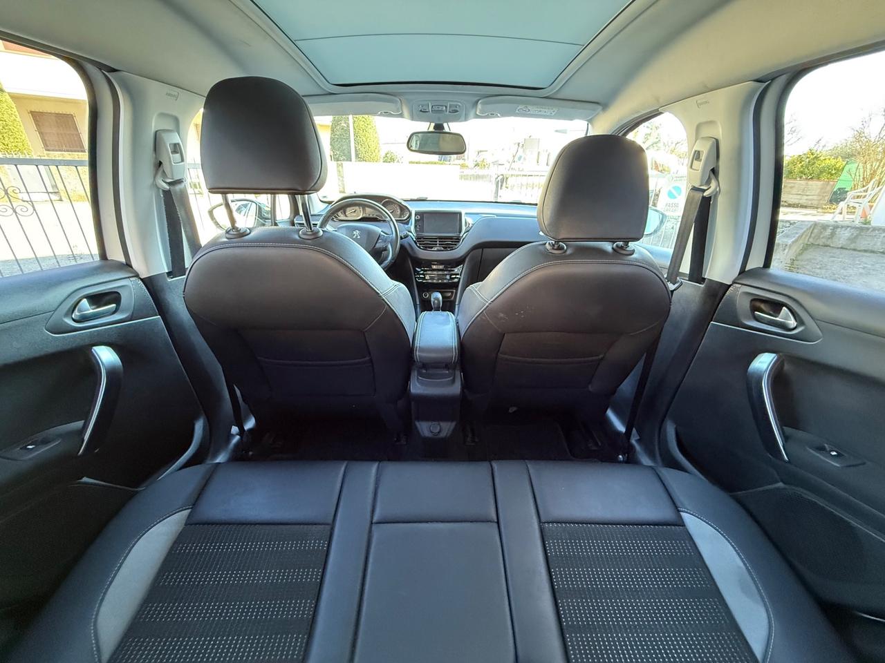 Peugeot 2008 1.6 Benzina FULL OPT 2014 TETTO PANORAMICO