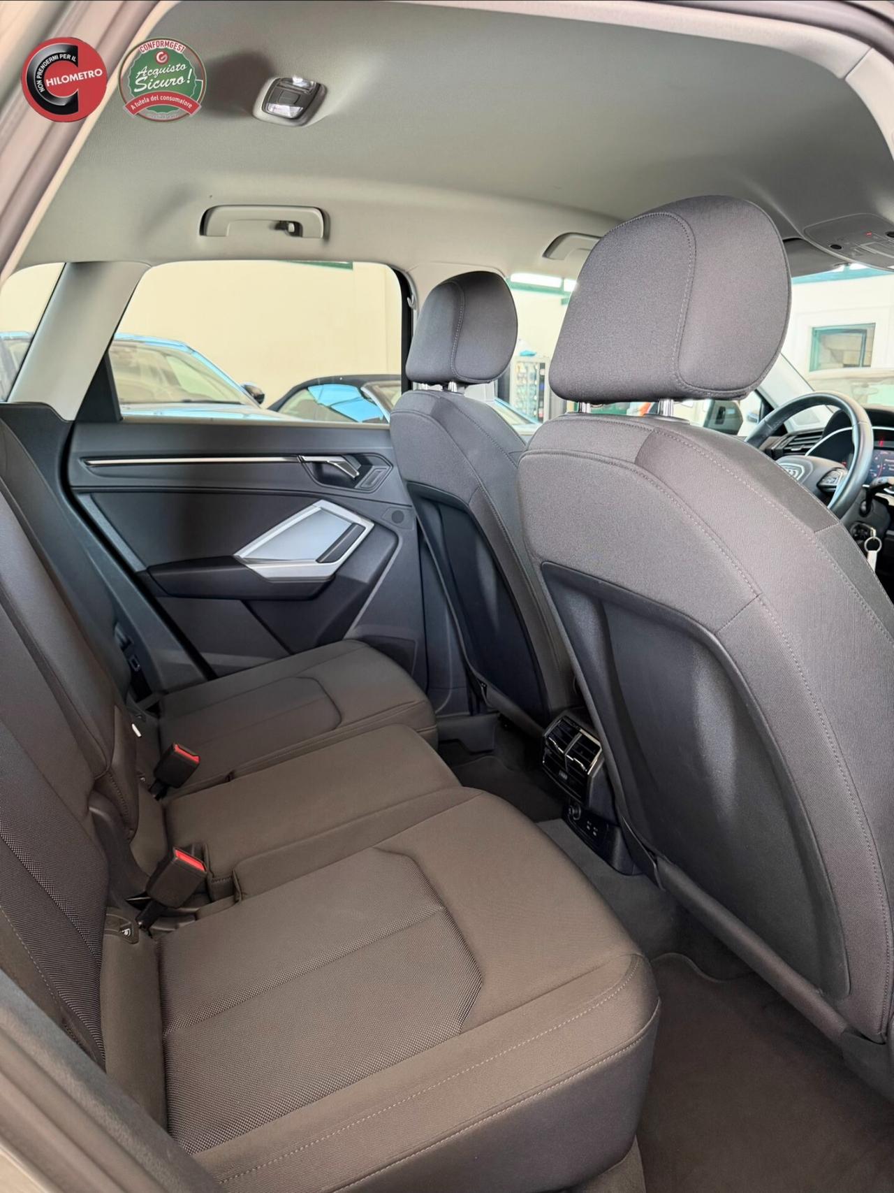 Audi Q3 35 TDI S tronic Business