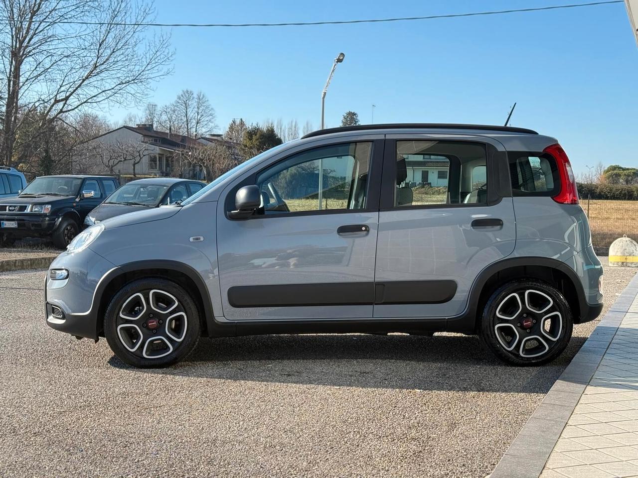 Fiat Panda 1.0 FireFly S&S Hybrid Sport