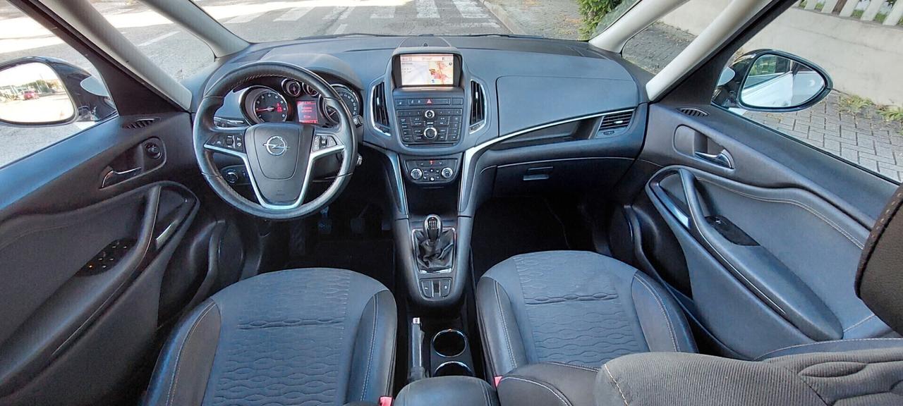ZAFIRA 7 POSTI 1,6 METANO DI SERIE 150 CV COSMO NAVIGATORE SENSORI TELEFONO CRUISE CONTROL