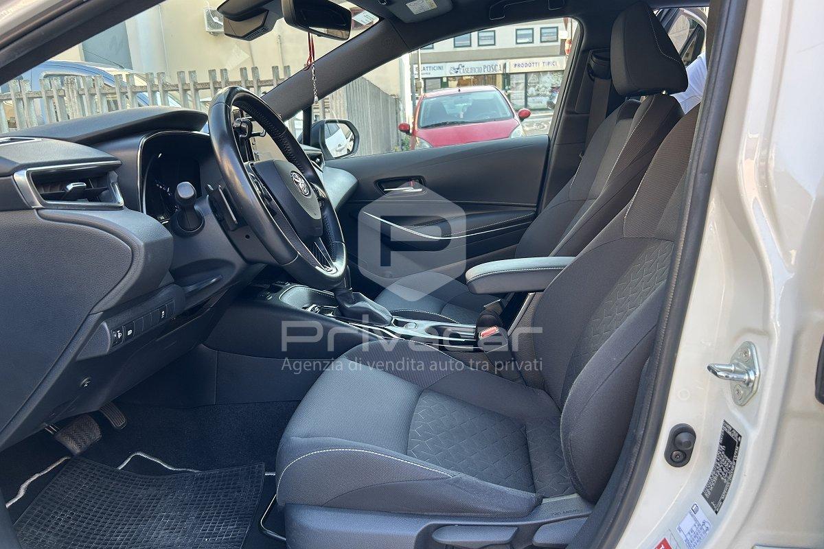TOYOTA Corolla 2.0 Hybrid Style