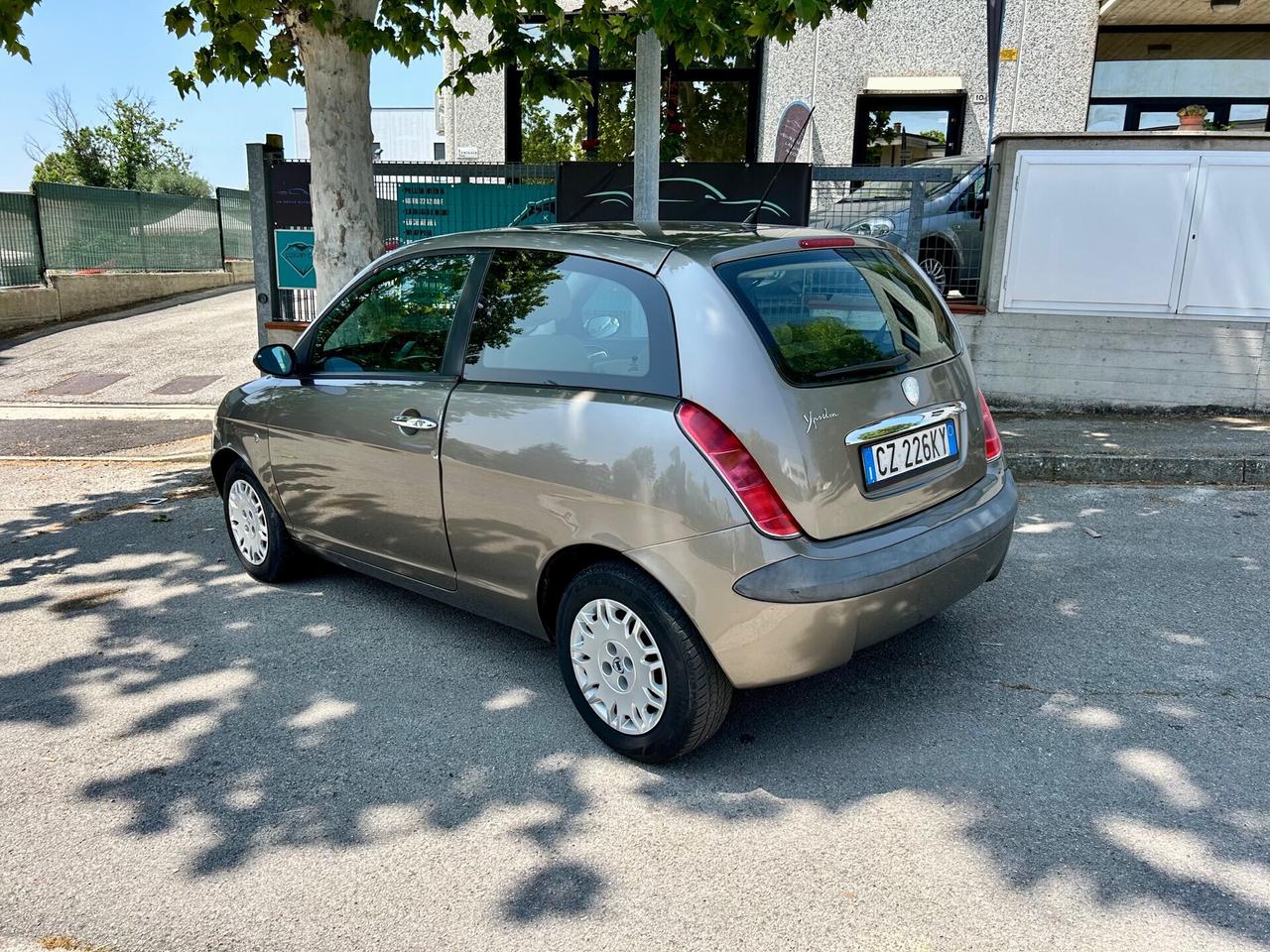 Lancia Ypsilon 1.2 Oro berlina 2 volumi - APPENA TAGLIANDATA - OK NEOPATENTATI