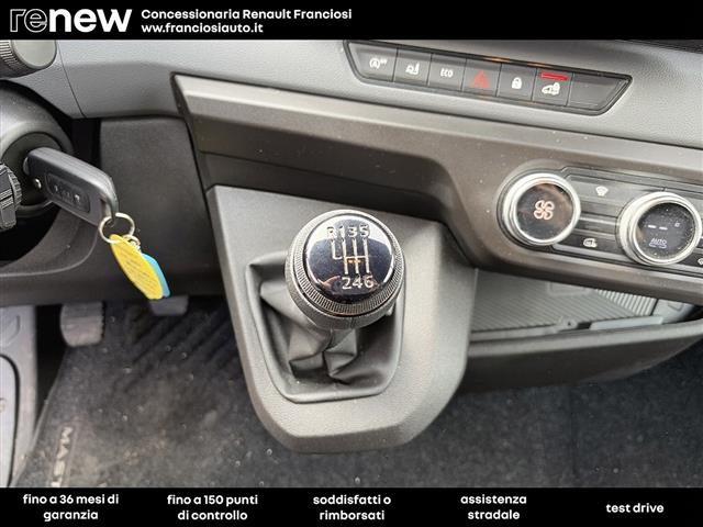 RENAULT Master T35 2.0 blue dci 150cv L2H2