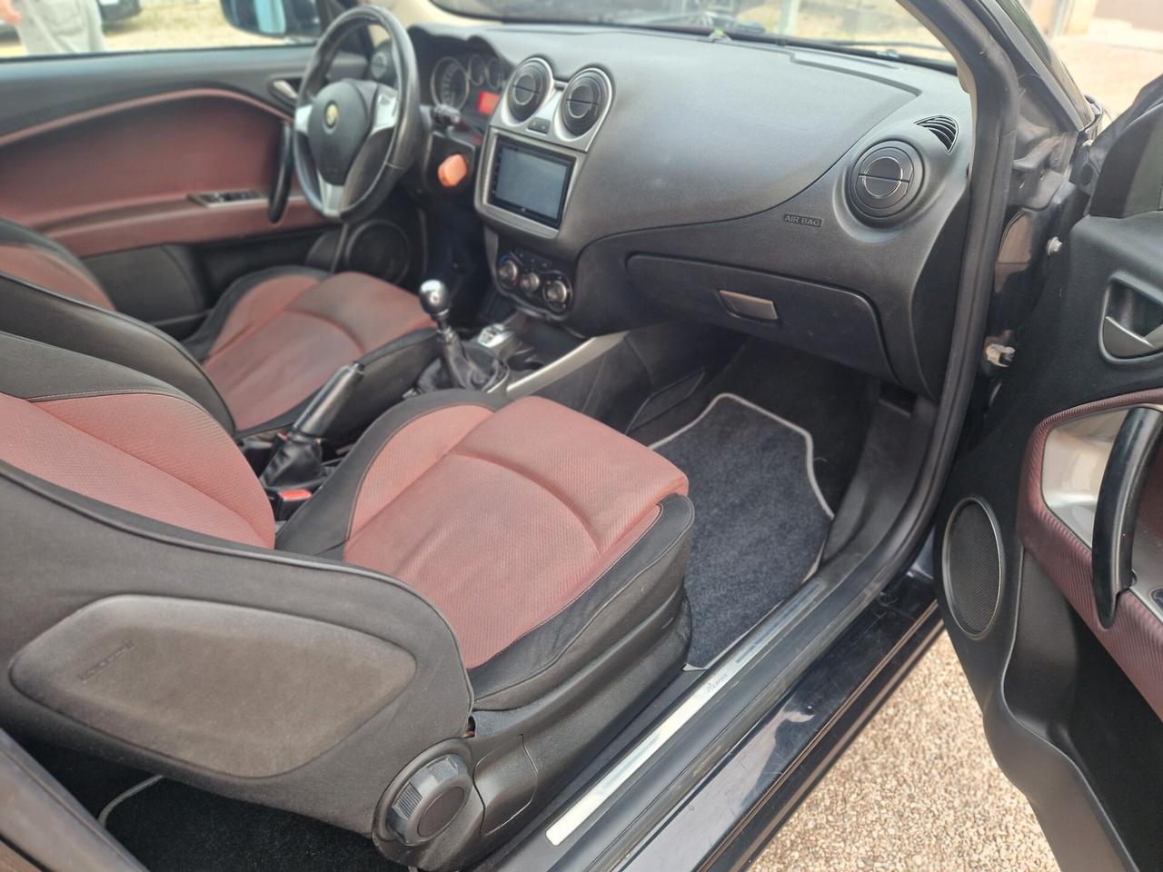 Alfa Romeo MiTo 1.4 78 CV Distinctive Premium Pack