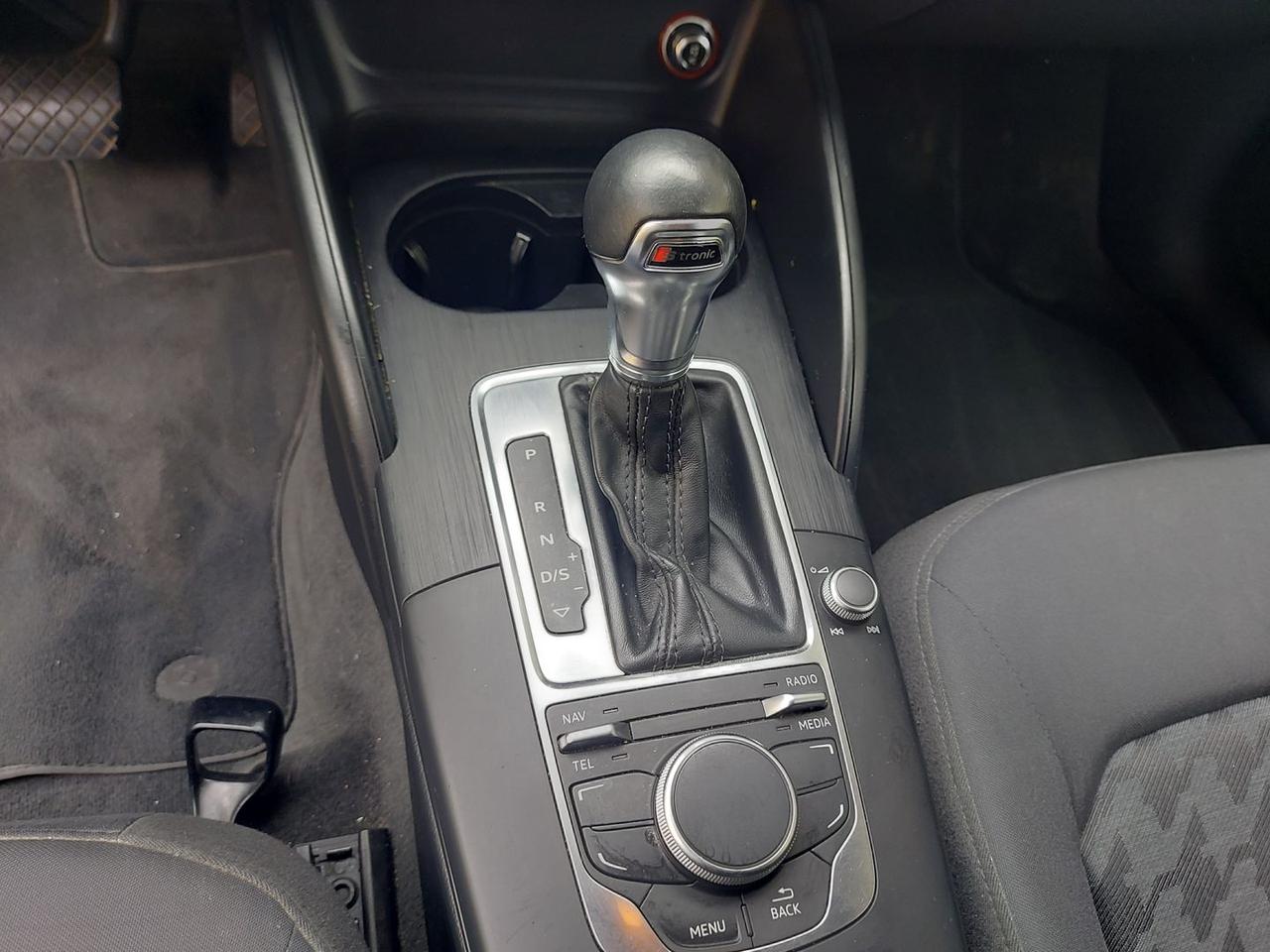 Audi A3 spback Ambiente 1.6 TDI dsg