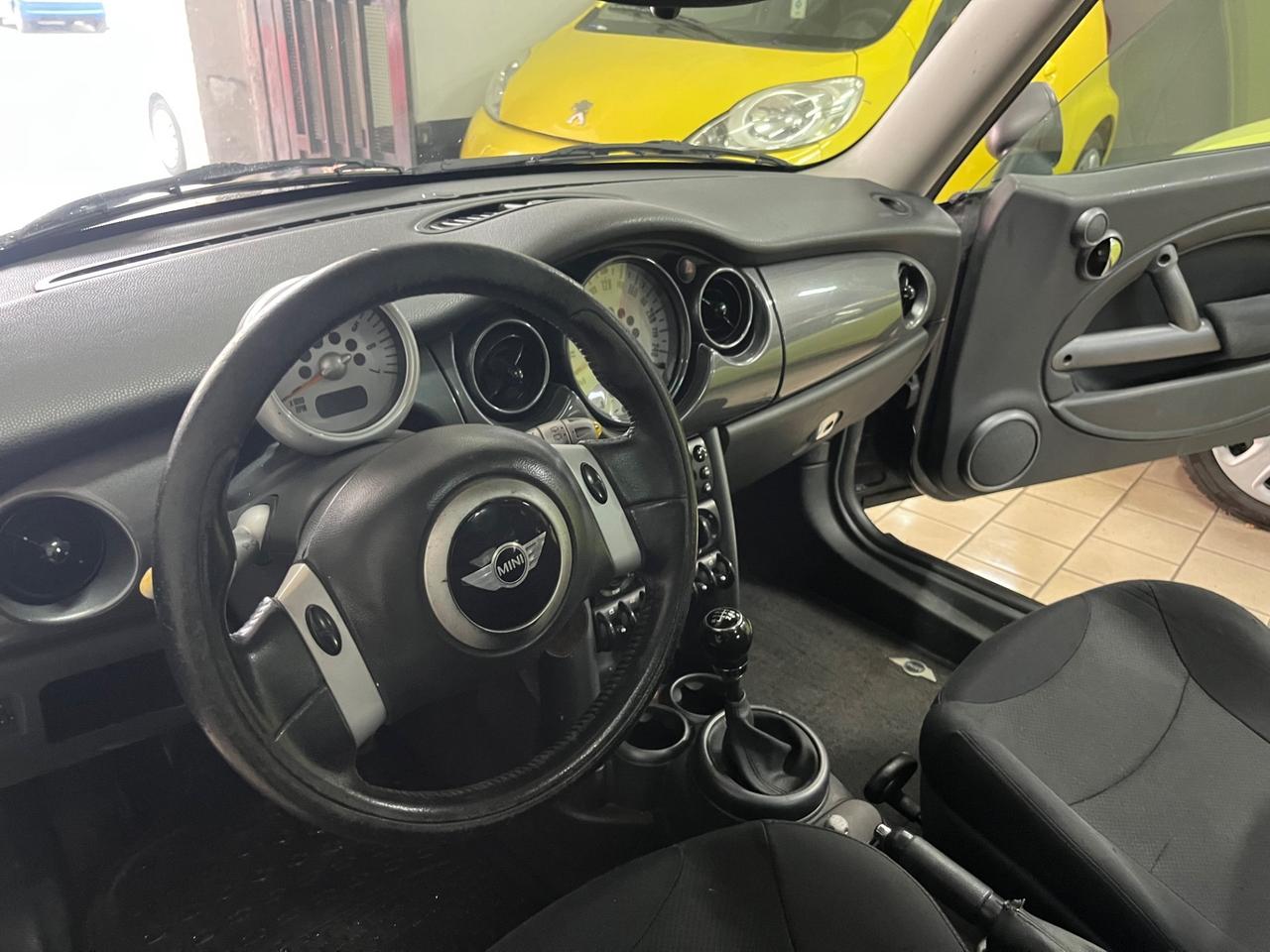 Mini 1.4 tdi Cooper d one 2005